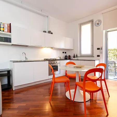 Easy Loft - * Μόνζα